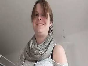 Fisten durch Leggings mit junger Schlampe
